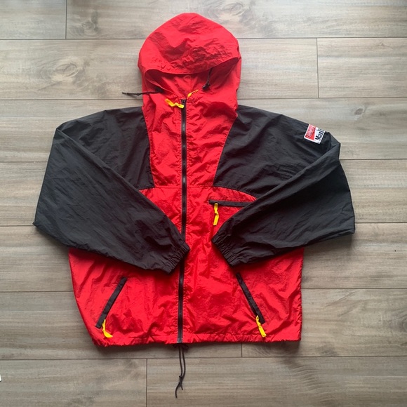 Marlboro Other - Vintage Marlboro Zip Up Windbreaker 90s